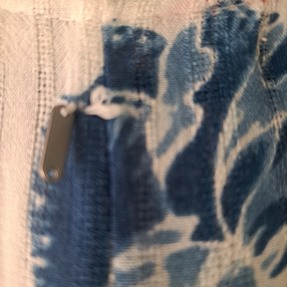 Beautiful jumpsuit. - Picture 4 of 4